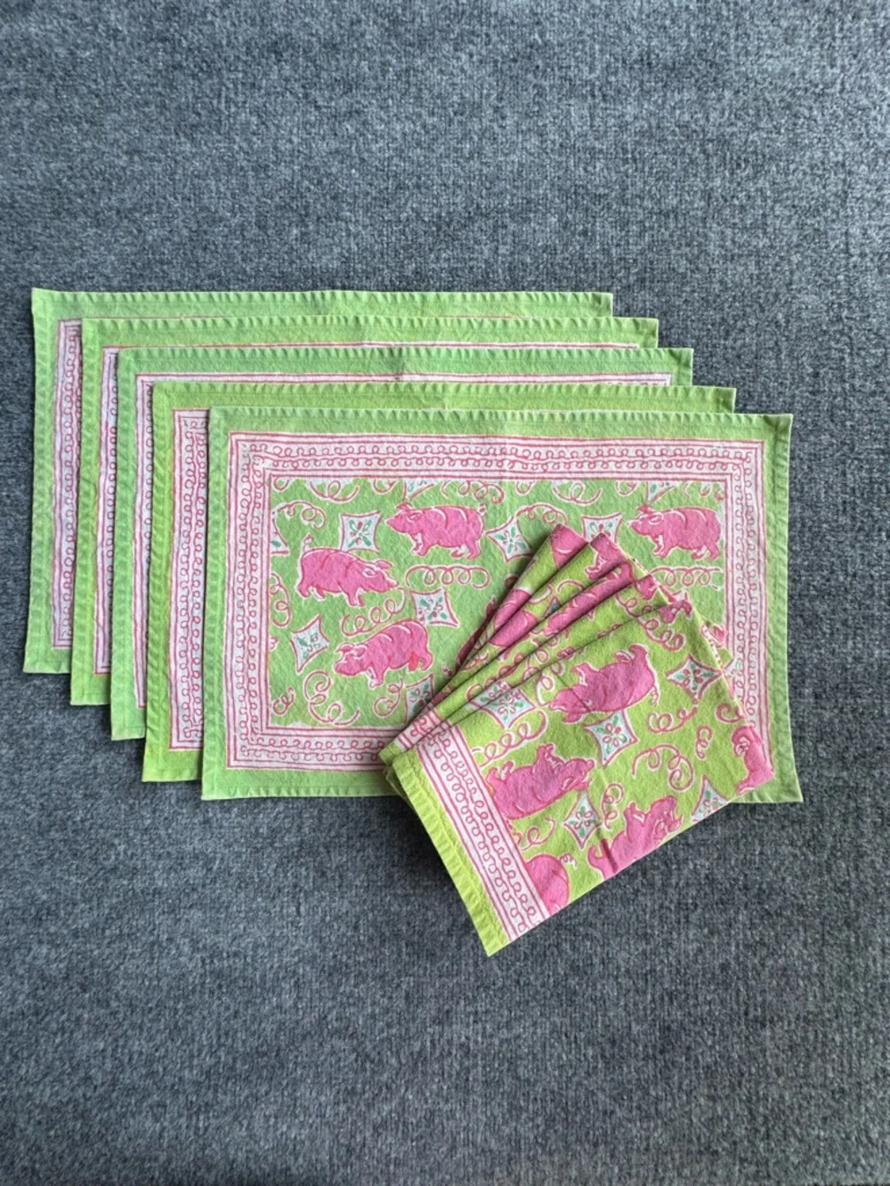 POMEGRANATE Green Pink Pig Cotton Placemats and Napkins Set of 5 each